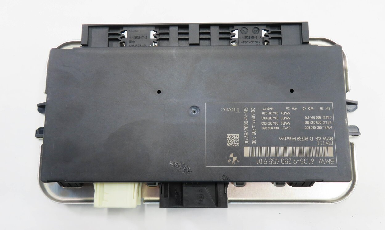 Thumbnail 6: 10-17 BMW 528i 535i 550i 650i 750i M5 X3 X6 - FRMIII BODY LIGHT CONTROL MODULE