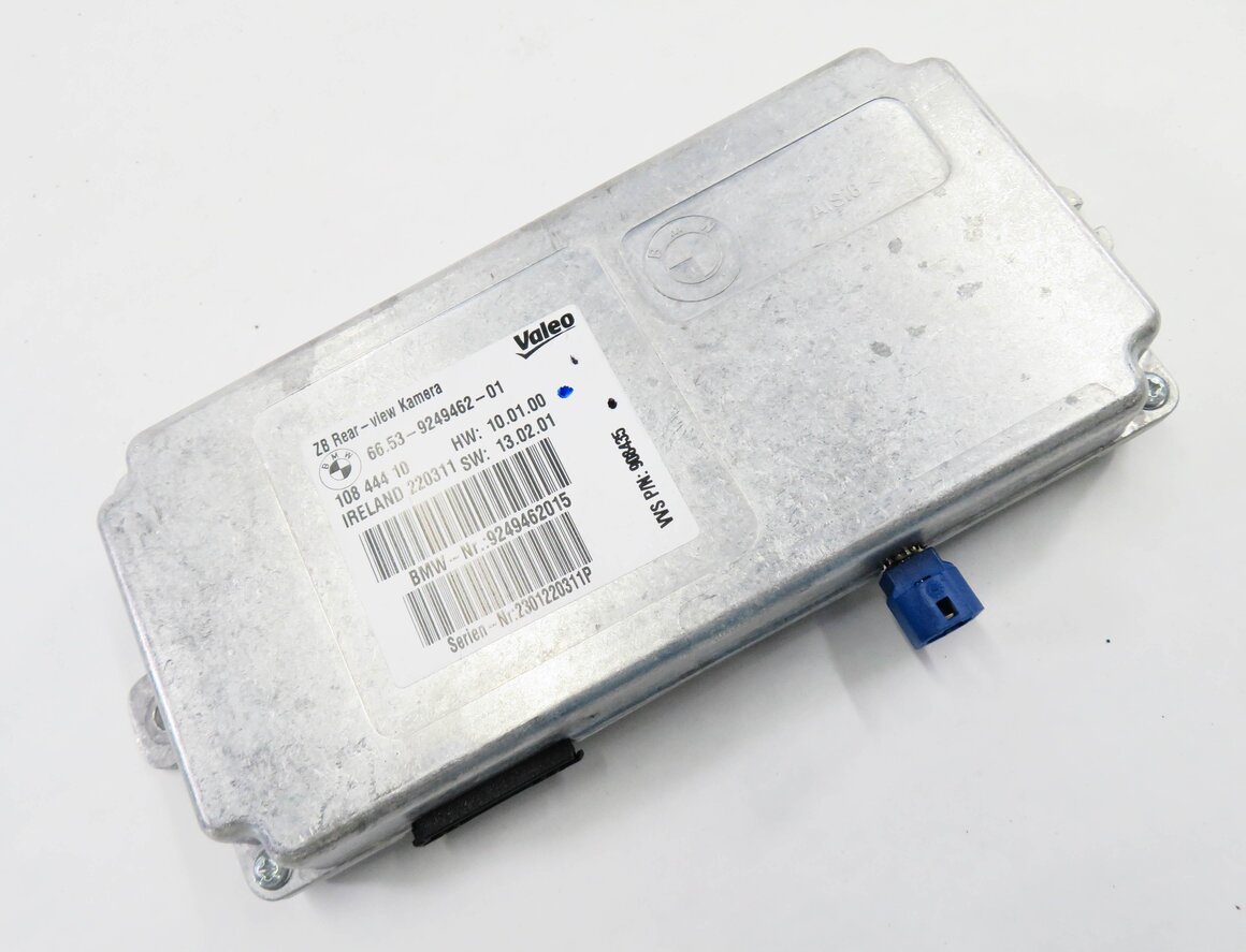 Thumbnail 1: 10-19 BMW 328i 330i 335i 528i 535i 550i 740i 750i M3 M4 - REARVIEW CAMERA MODULE