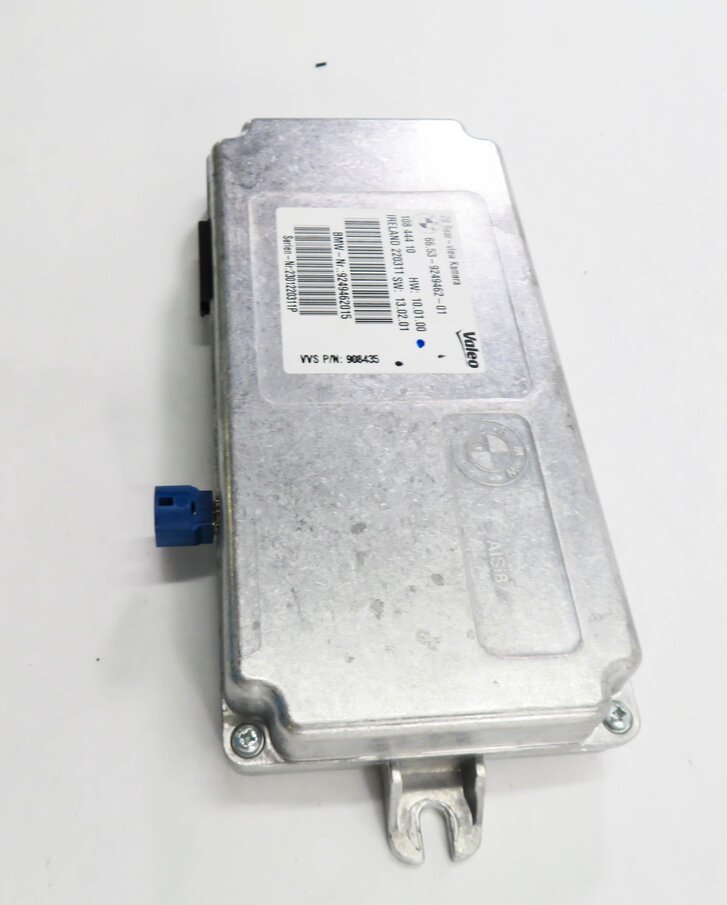 Thumbnail 4: 10-19 BMW 328i 330i 335i 528i 535i 550i 740i 750i M3 M4 - REARVIEW CAMERA MODULE