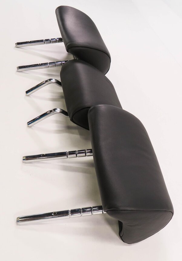 Thumbnail 3: 2012 BMW 750i (F01) REAR SEAT HEADREST SET-3 (BLACK NAPPA LEATHER NASW)