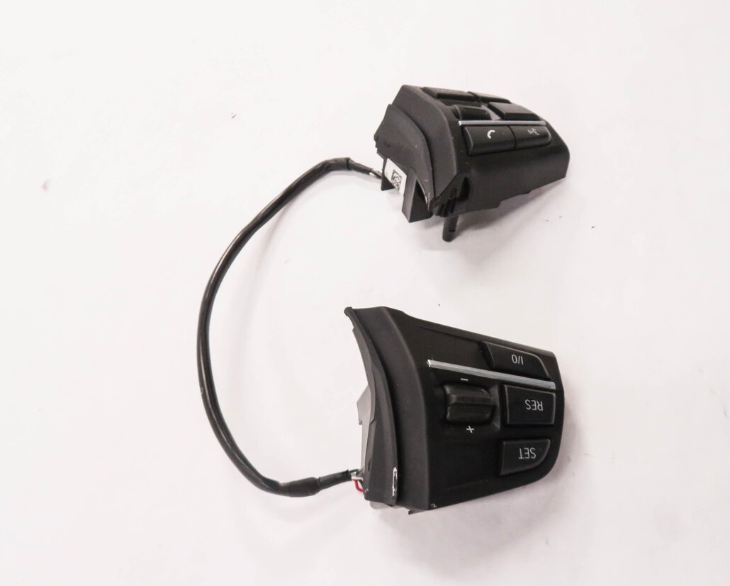 Thumbnail 4: 2012 BMW 750i (F01) DRIVER WHEEL STEERING SWITCH BUTTON SET-2