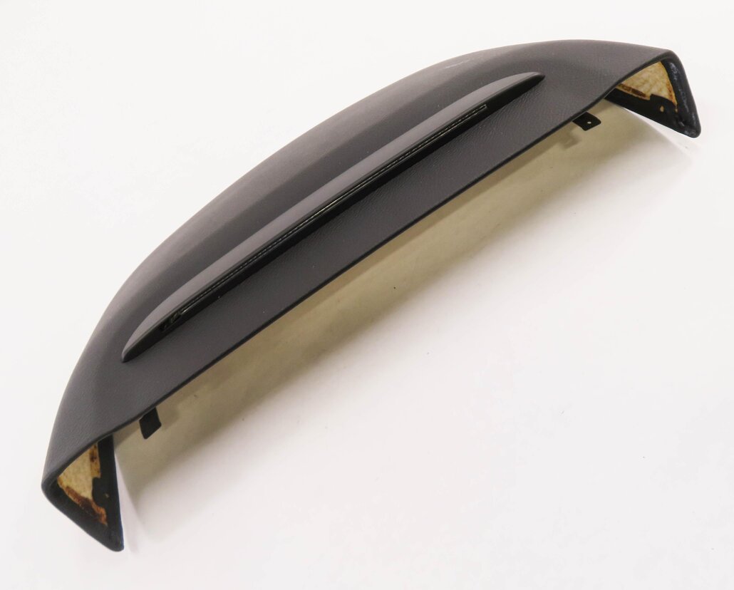 Thumbnail 1: 2012 BMW 750i (F01) RIGHT FRONT PASSENGER LIGHTED SEAT BACK PANEL (BLACK)