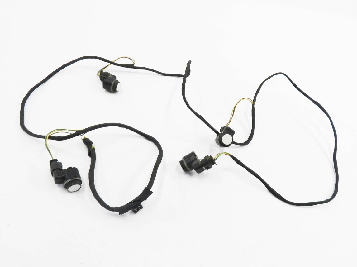 Thumbnail 2: 2012 BMW 750i (F01) REAR PDC PARK DISTANCE SENSOR SET w/ HARNESS (ALPINE WHITE)