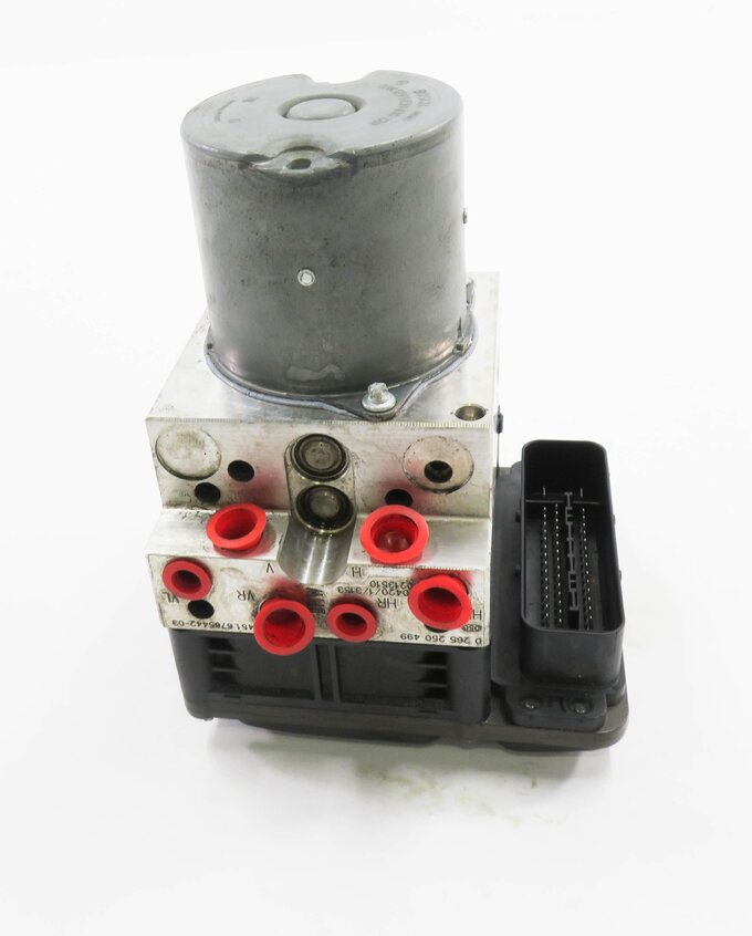 Thumbnail 2: 10-12 BMW 535iGT 550iGT 740i 750i 760i (F01 F07) DSC ABS ANTI LOCK BRAKE PUMP