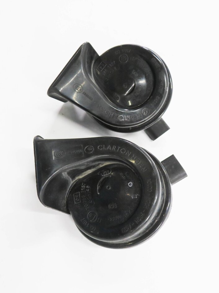 Thumbnail 4: 2011-2012 BMW 740i 750i 760i (F01 F02) HIGH & LOW TONE HORN SET-2
