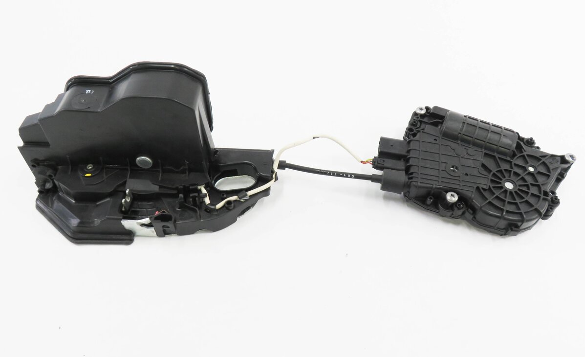 Thumbnail 2: 10-16 BMW 528i 535i 550i 750i 760i (F01 F10) RIGHT FRONT SOFT CLOSE DOOR LATCH