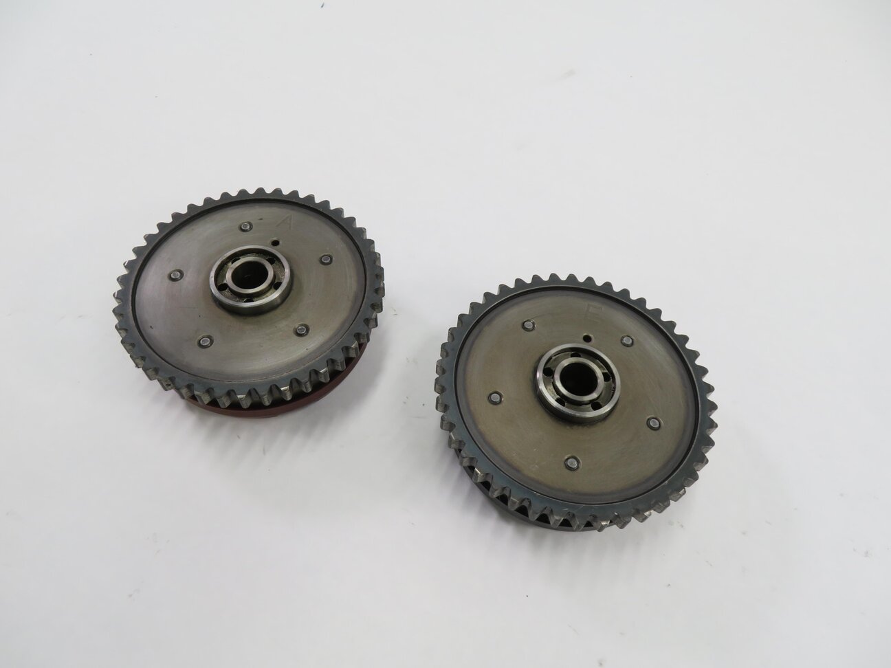Thumbnail 1: 2012 BMW 750i (F01) 4.4L N62 TWIN TURBO ENGINE - RIGHT CAMSHAFT TIMING GEAR SET