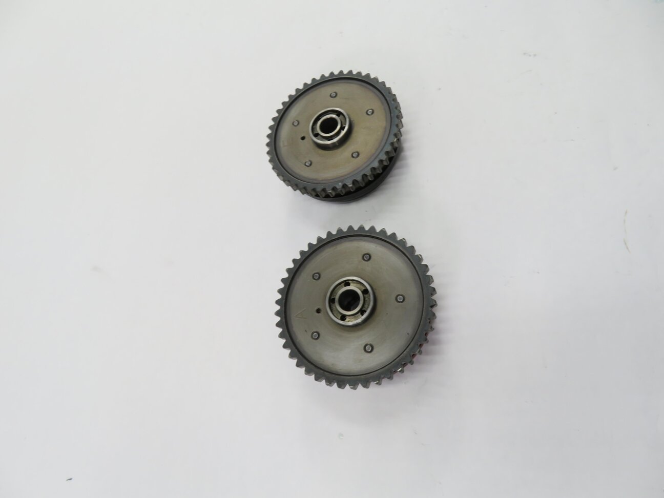 Thumbnail 4: 2012 BMW 750i (F01) 4.4L N62 TWIN TURBO ENGINE - RIGHT CAMSHAFT TIMING GEAR SET