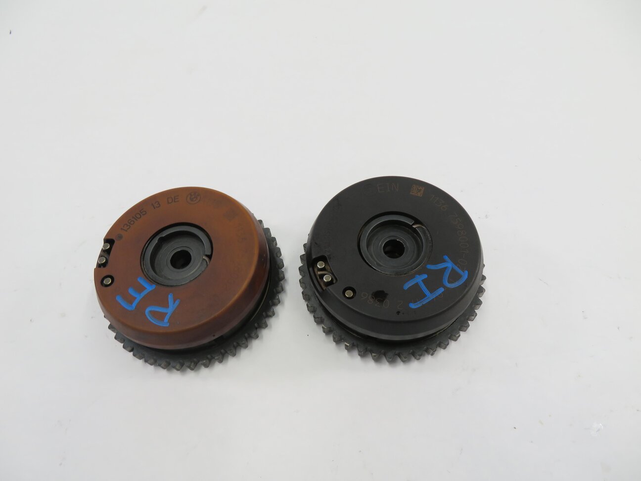 Thumbnail 5: 2012 BMW 750i (F01) 4.4L N62 TWIN TURBO ENGINE - RIGHT CAMSHAFT TIMING GEAR SET