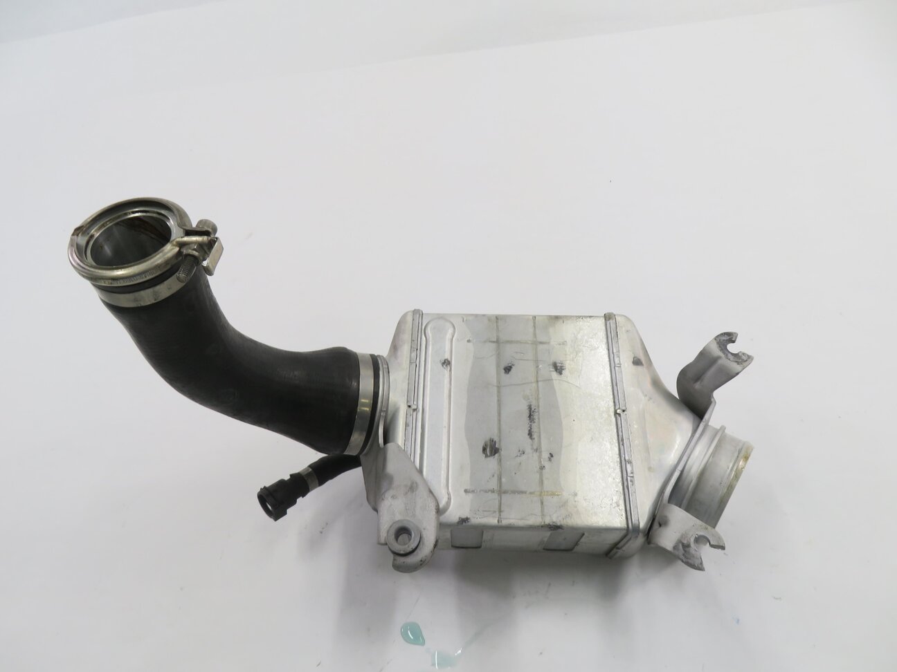 Thumbnail 10: 2009-2018 550i 650i 750i X5 X6 (F01 F10 E70 E71) 4.4L TWIN TURBO INTERCOOLER SET