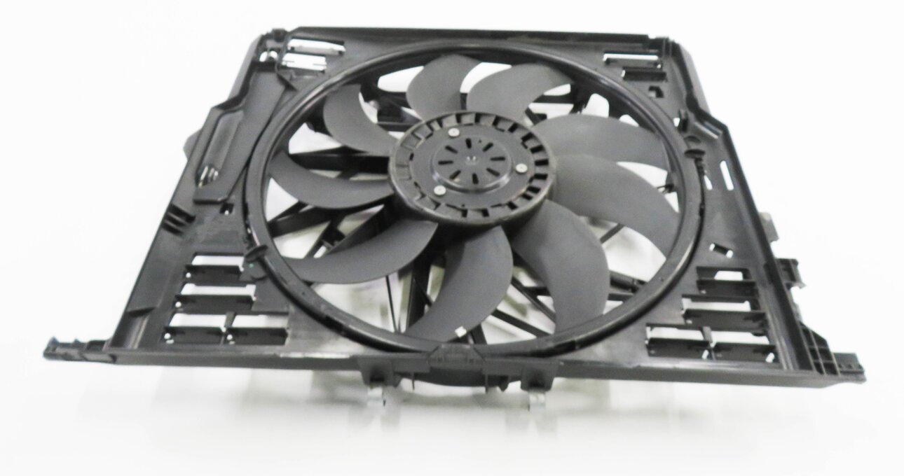 Thumbnail 5: 2010-2018 BMW 550i 550iGT 650i 750i B7 (F01 F06 F10) 850w RADIATOR COOLING FAN