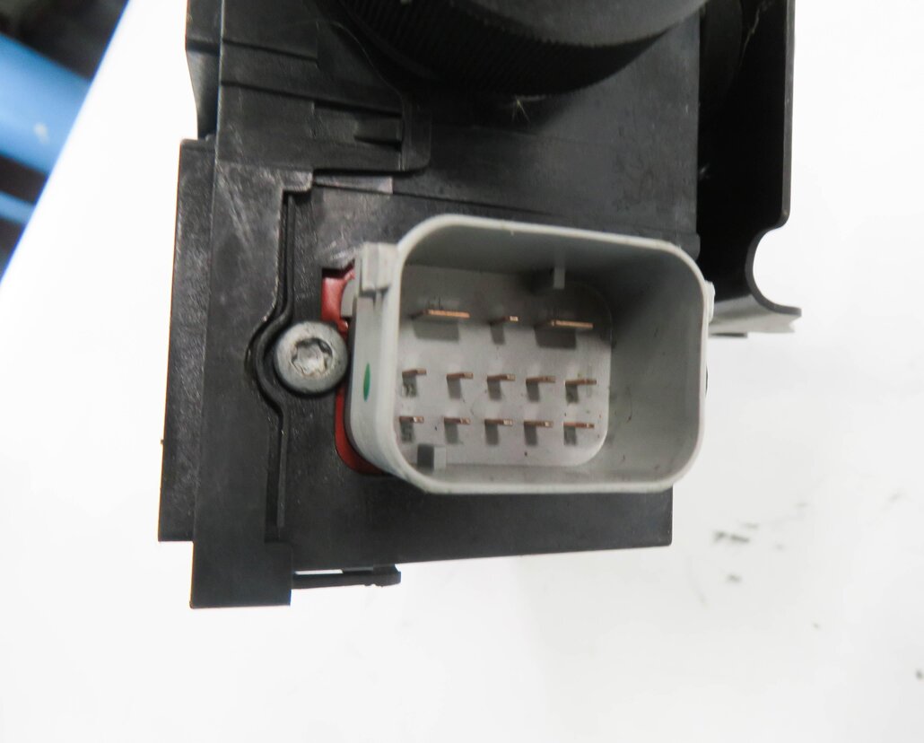 Thumbnail 7: 2012 BMW 750i (F01) EMERGENCY BRAKE PARKING BRAKE ACTUATOR MOTOR w/ CABLES