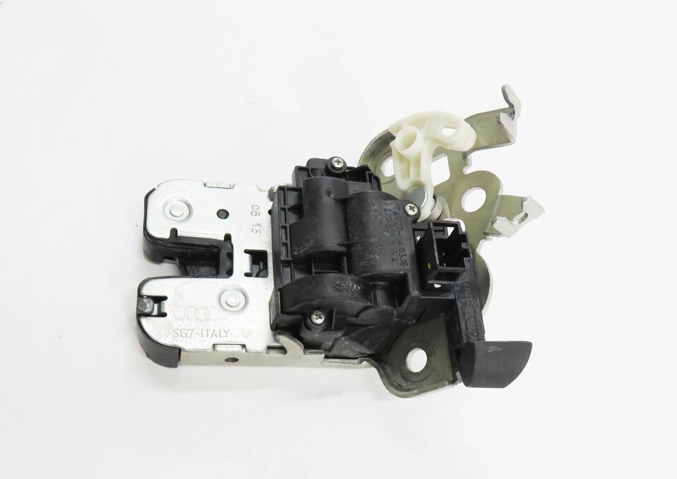 Thumbnail 4: 2016 AUDI Q3 (8U) REAR TRUNK LOCK LATCH ACTUATOR