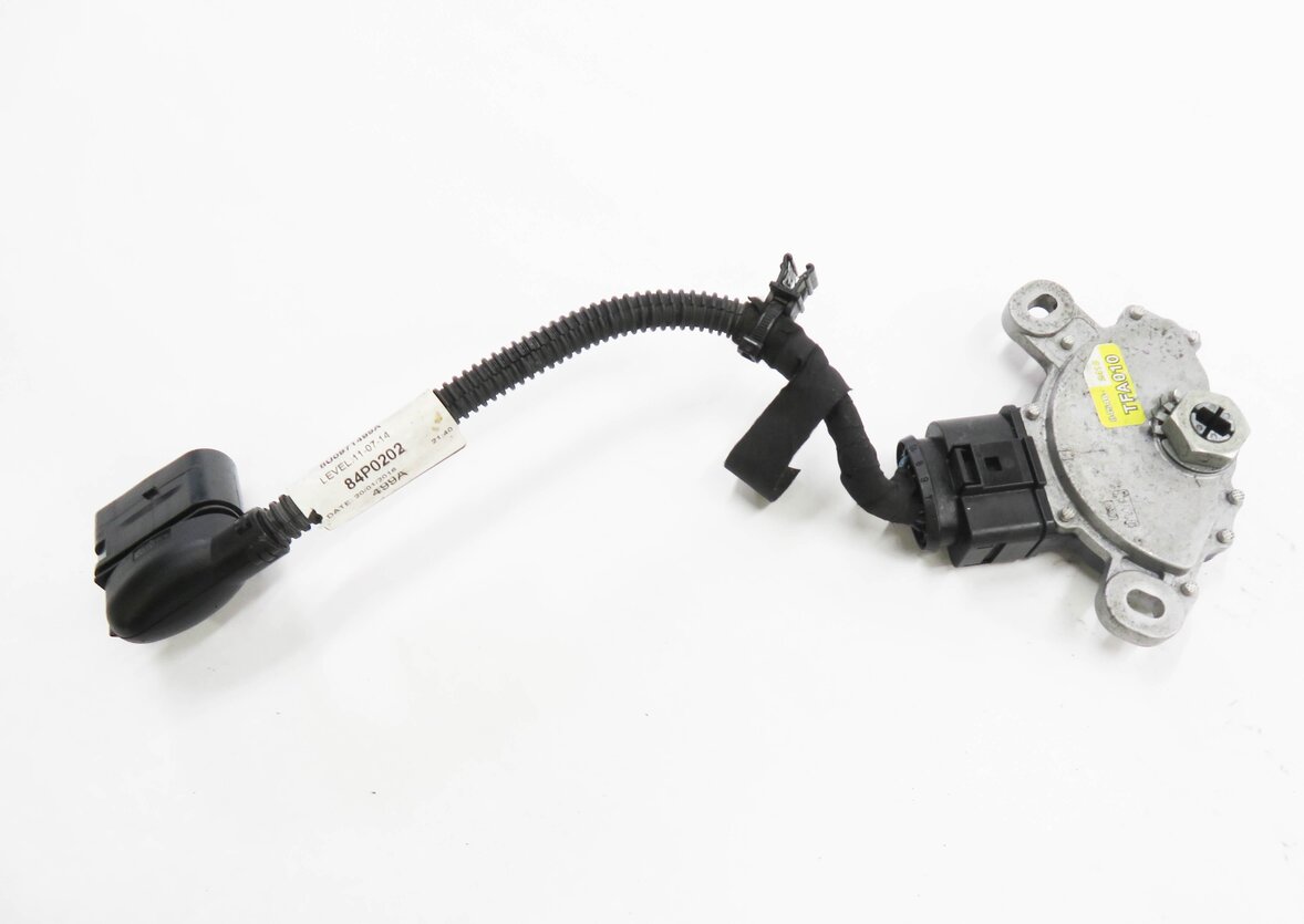 Thumbnail 5: 2016 AUDI Q3 (8U) A/T AUTOMATIC TRANSMISSION NEUTRAL SAFETY RANGE SWITCH