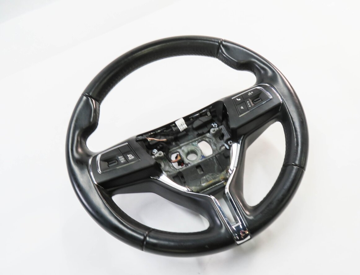 2018 MASERATI QUATTROPORTE (M156) DRIVER WHEEL w/ SWITCHES (BLACK)