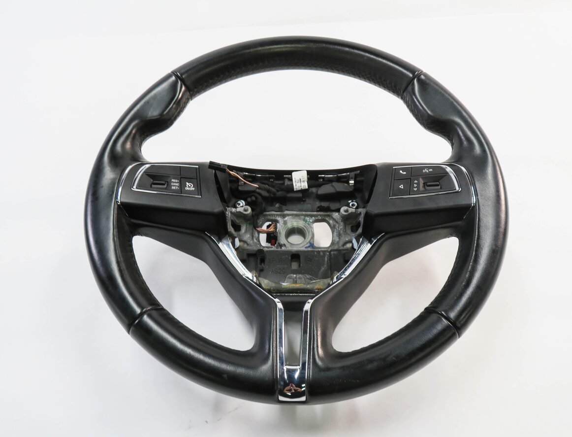 Thumbnail 2: 2018 MASERATI QUATTROPORTE (M156) DRIVER WHEEL w/ SWITCHES (BLACK)