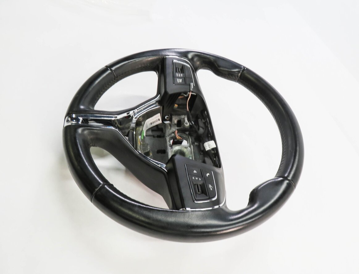 Thumbnail 4: 2018 MASERATI QUATTROPORTE (M156) DRIVER WHEEL w/ SWITCHES (BLACK)