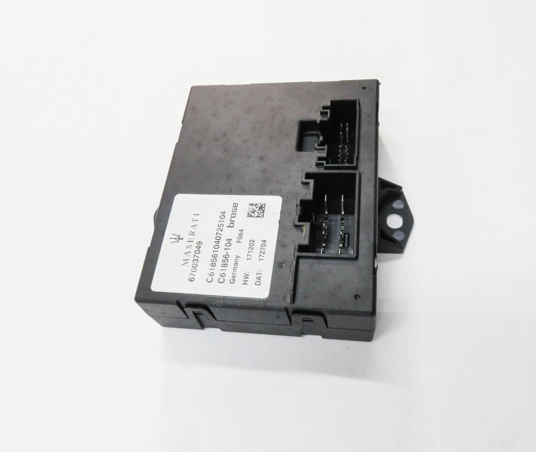 Thumbnail 3: 2018 MASERATI QUATTROPORTE S (M156) REAR TRUNK CONTROL MODULE
