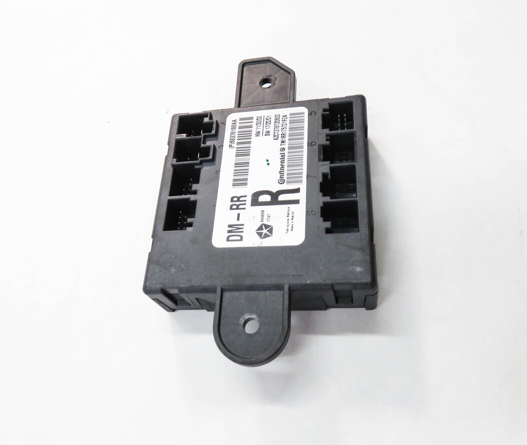 Thumbnail 3: 12018 MASERATI QUATTROPORTE S (M156) RIGHT REAR DOOR CONTROL MODULE