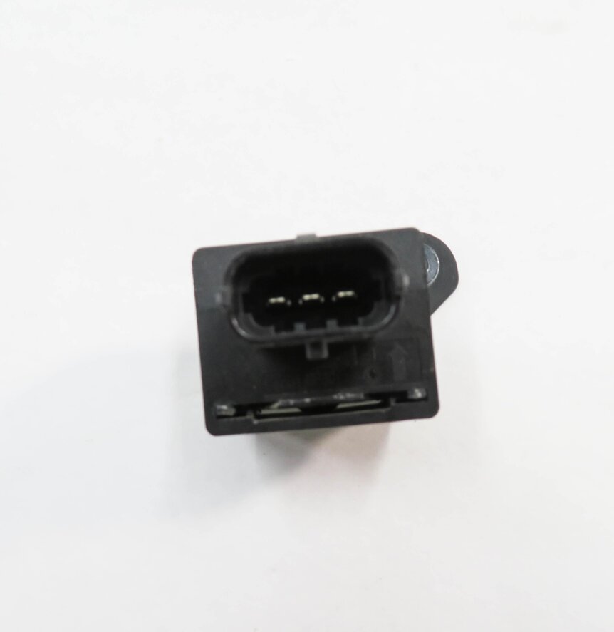 Thumbnail 2: 2018 MASERATI QUATTROPORTE S (M156) LEFT FRONT DRIVER ACCELERATION SENSOR