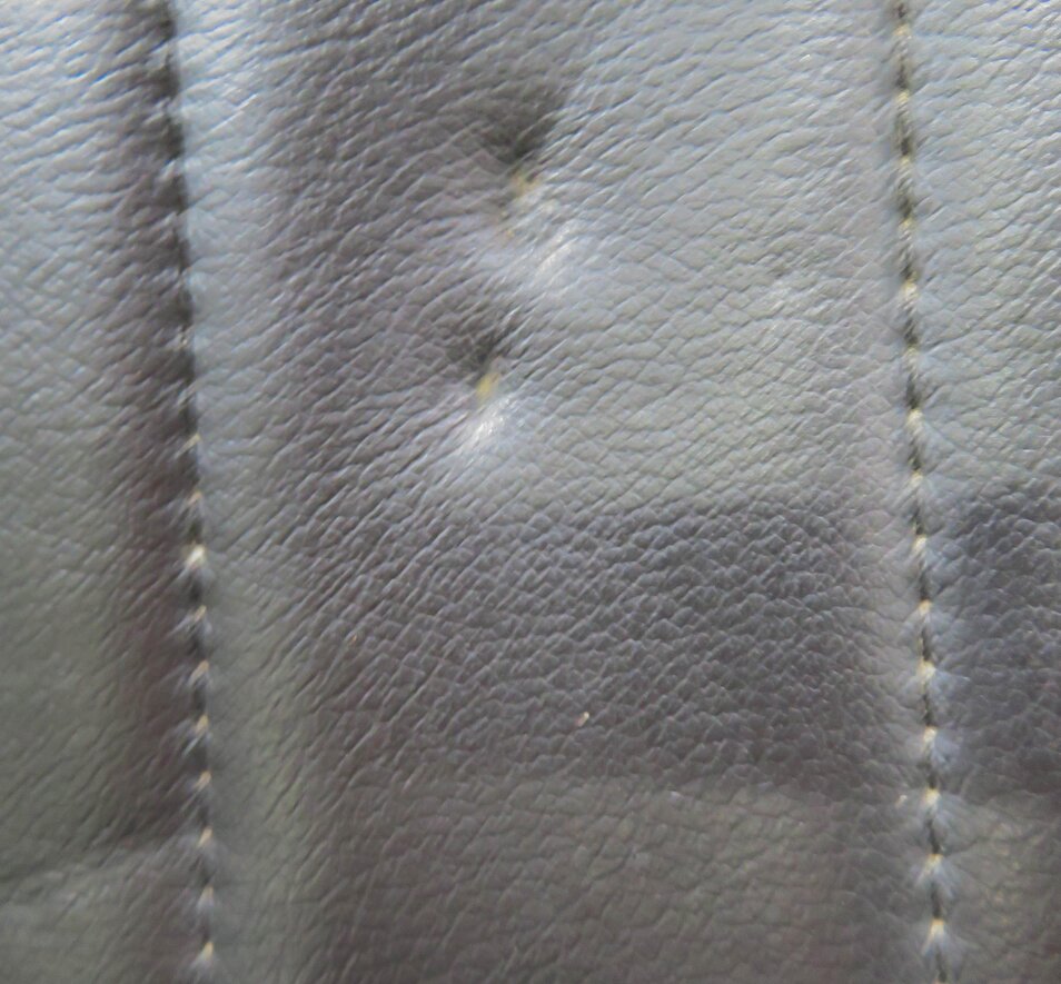 Thumbnail 8: 2018 MASERATI QUATTROPORTE (M156) DRIVER BOTTOM HEATED SEAT CUSHION (BLACK)