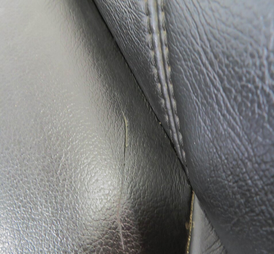 Thumbnail 9: 2018 MASERATI QUATTROPORTE (M156) DRIVER BOTTOM HEATED SEAT CUSHION (BLACK)