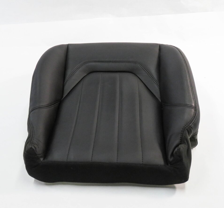 Thumbnail 5: 2018 MASERATI QUATTROPORTE (M156) PASSENGER BOTTOM HEATED SEAT CUSHION (BLACK)