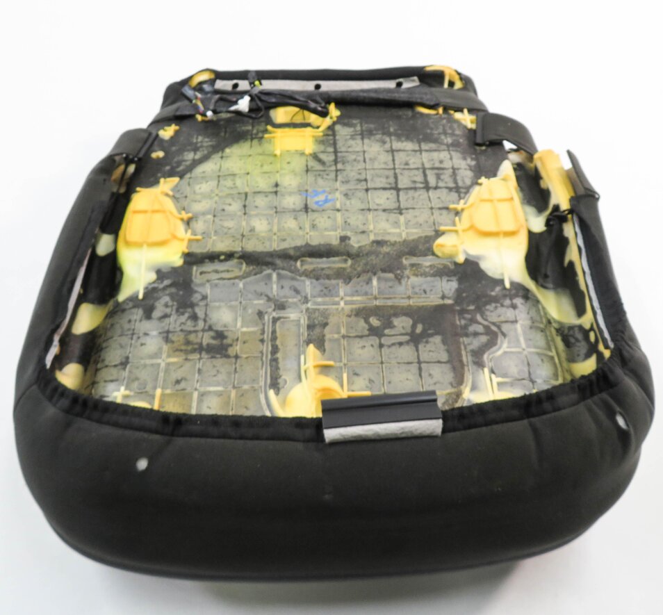 Thumbnail 6: 2018 MASERATI QUATTROPORTE (M156) PASSENGER BOTTOM HEATED SEAT CUSHION (BLACK)