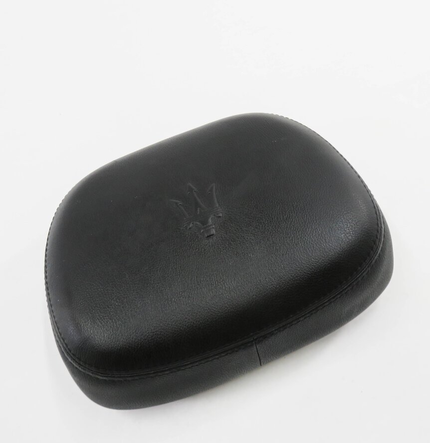2018 MASERATI QUATTROPORTE S (M156) LEFT FRONT DRIVER HEADREST CUSHION (BLACK)