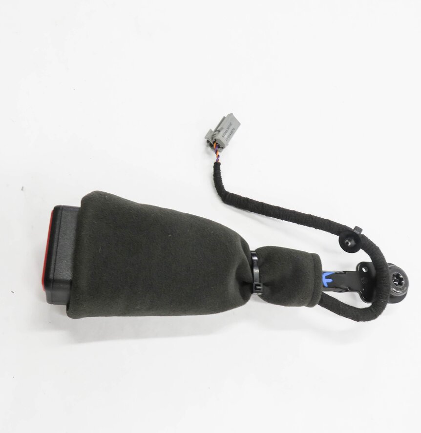 Thumbnail 4: 2018 MASERATI QUATTROPORTE S (M156) RIGHT FRONT PASSENGER SEATBELT RECEIVER