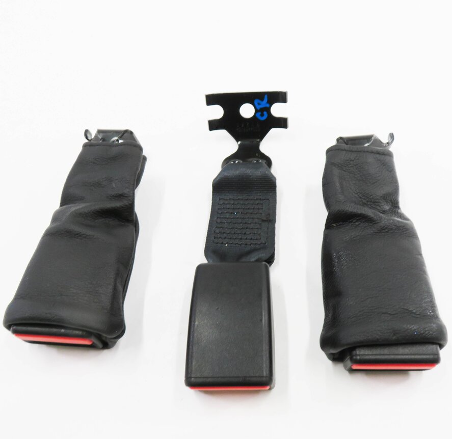 Thumbnail 2: 2018 MASERATI QUATTROPORTE (M156) REAR SEAT SEATBELT BUCKLE RECEIVER SET-3
