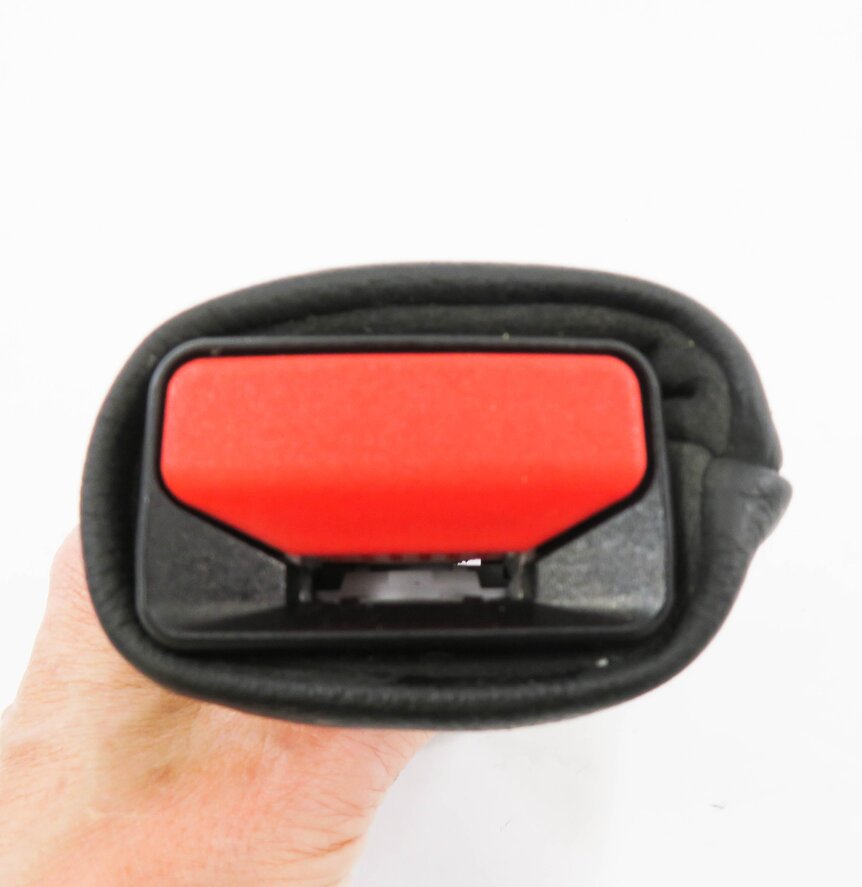 Thumbnail 7: 2018 MASERATI QUATTROPORTE (M156) REAR SEAT SEATBELT BUCKLE RECEIVER SET-3