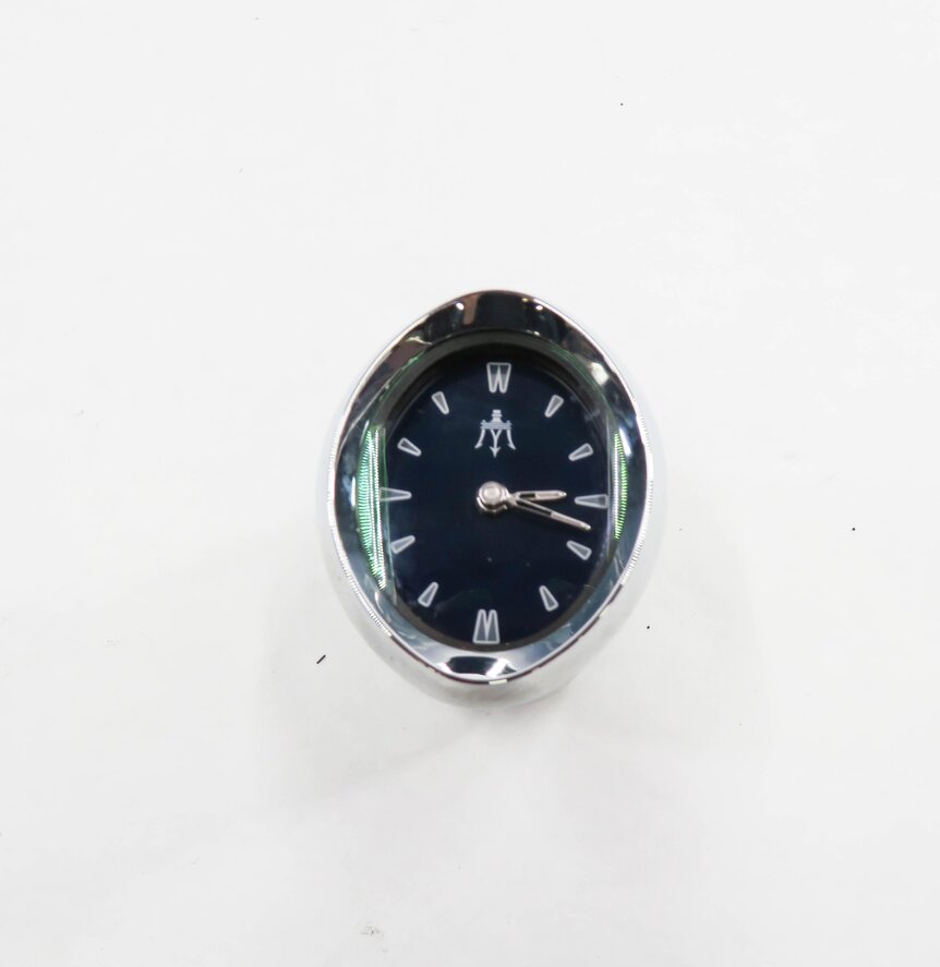 Thumbnail 2: 2018 MASERATI QUATTROPORTE (M156) FRONT DASH ANALOG CLOCK