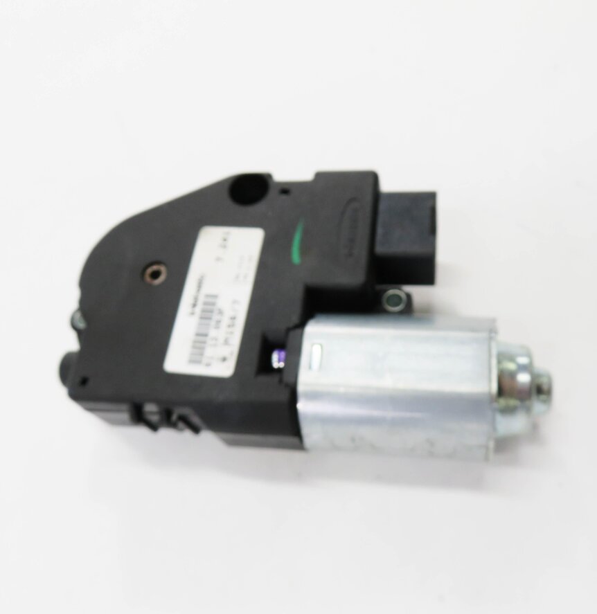 Thumbnail 3: 2018 MASERATI QUATTROPORTE (M156) SUNROOF MOTOR