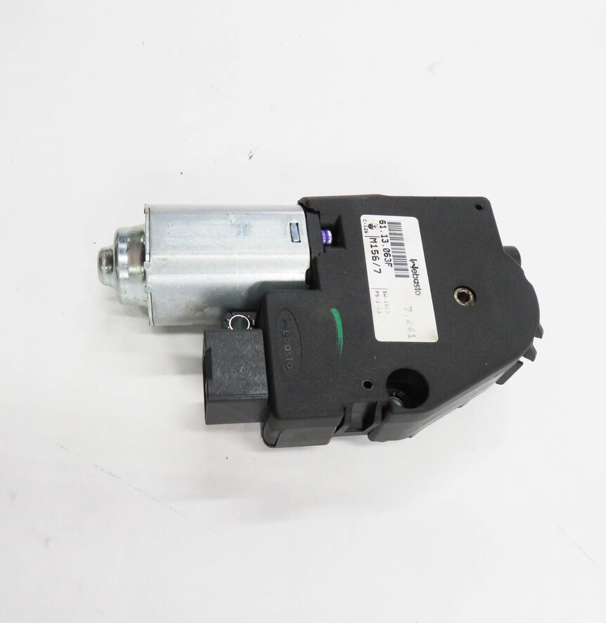 Thumbnail 4: 2018 MASERATI QUATTROPORTE (M156) SUNROOF MOTOR