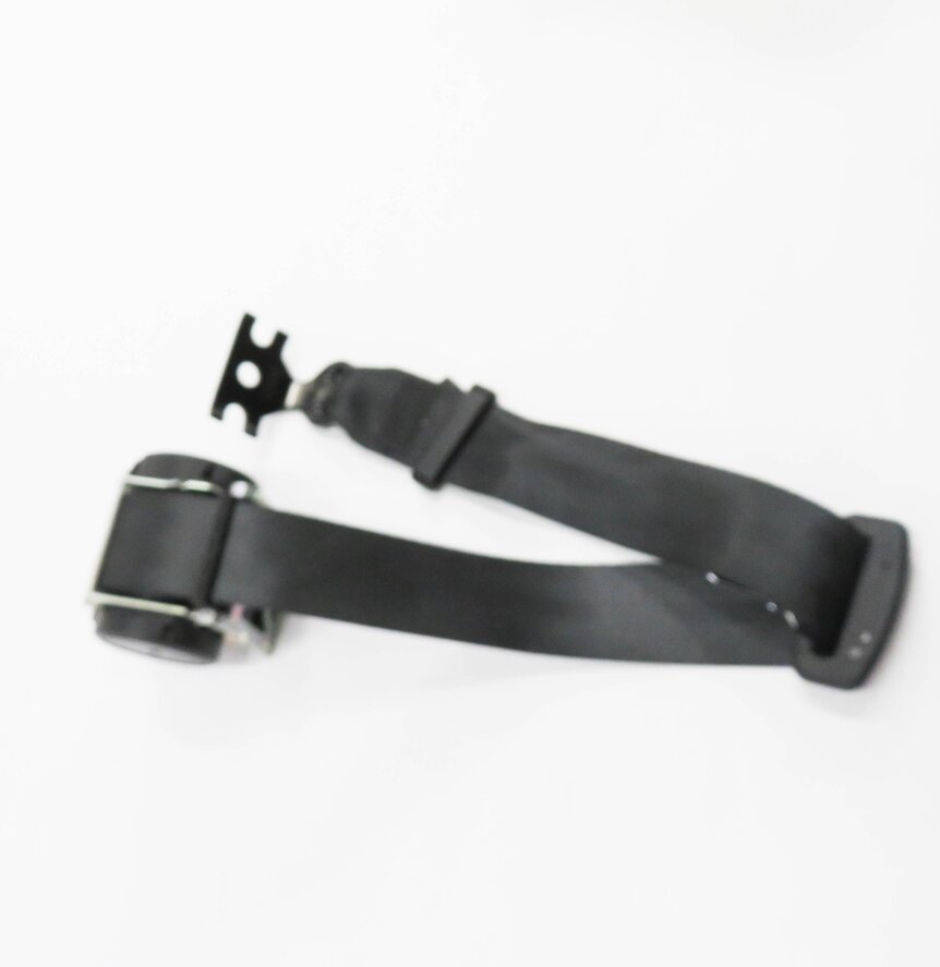 Thumbnail 3: 2018 MASERATI QUATTROPORTE (M156) REAR SEAT CENTER SEATBELT RETRACTOR (BLACK)