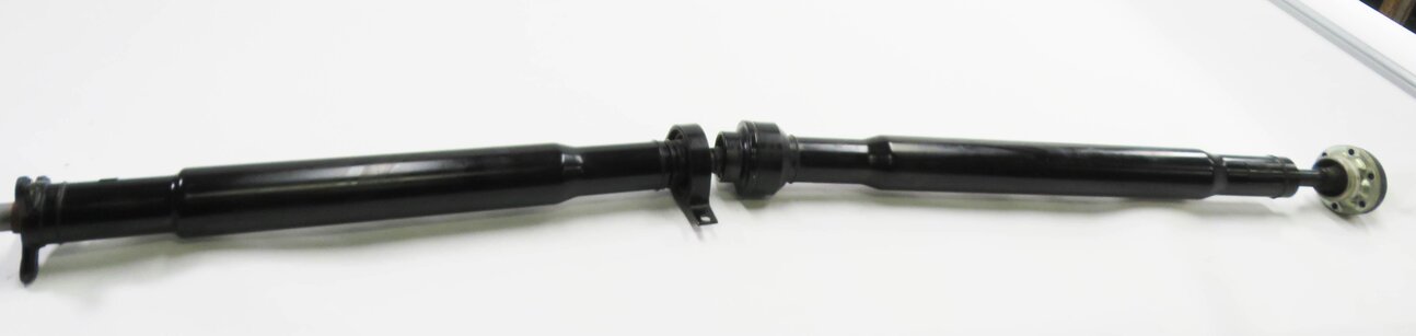 2018 MASERATI QUATTROPORTE S (M156) REAR DRIVESHAFT DRIVELINE DRIVE LINE SHAFT