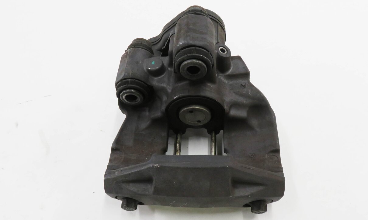 Thumbnail 6: 2018 MASERATI QUATTROPORTE S (M156) RIGHT PASSENGER REAR PARKING BRAKE CALIPER