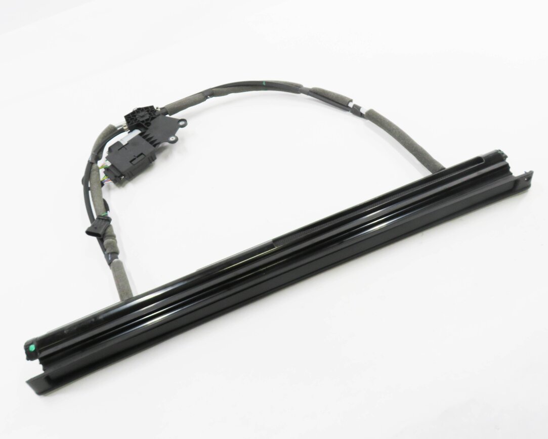 2018 MASERATI QUATTROPORTE (M156) LEFT REAR DOOR POWER WINDOW SHADE w/ MOTOR