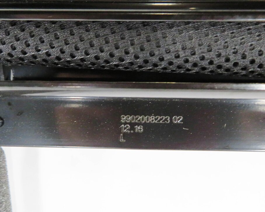 Thumbnail 6: 2018 MASERATI QUATTROPORTE (M156) LEFT REAR DOOR POWER WINDOW SHADE w/ MOTOR