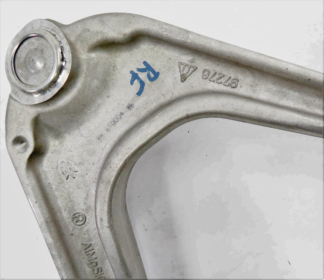 Thumbnail 6: 2018 MASERATI QUATTROPORTE (M156) RIGHT FRONT PASSENGER UPPER CONTROL ARM