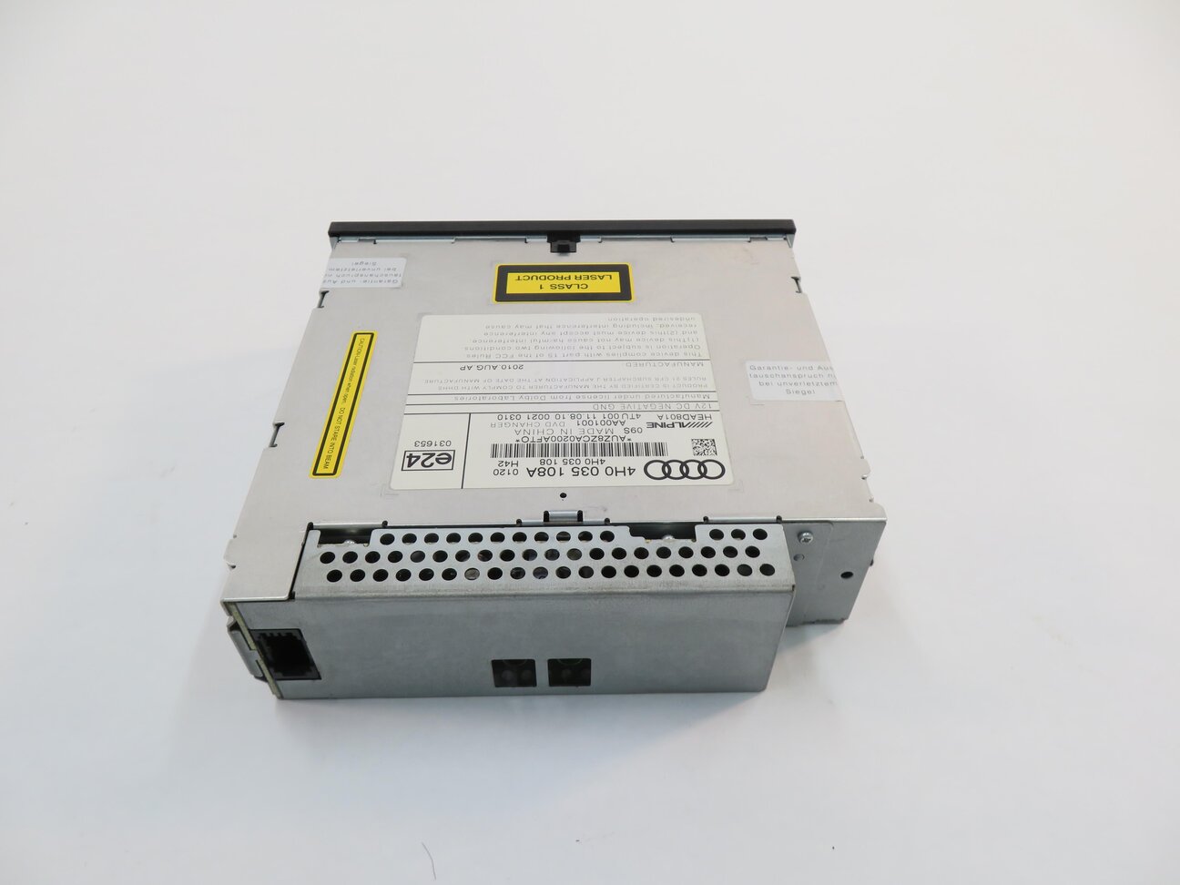 Thumbnail 6: 2011 AUDI A8 (D4 4H) RADIO STEREO 6-DISC DVD CD CHANGER
