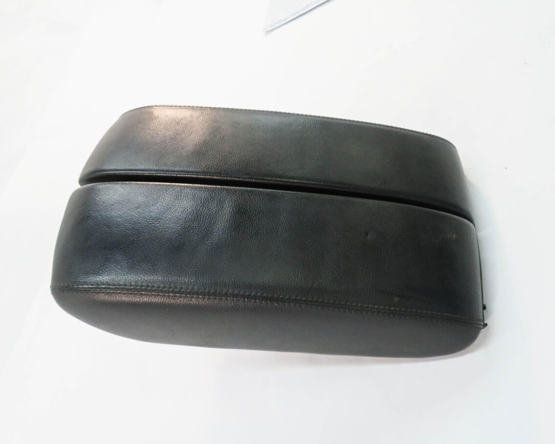 Thumbnail 4: 2010-2018 AUDI A8 S8 (D4 4H) FRONT CENTER CONSOLE COMPARTMENT ARMREST (BLACK)