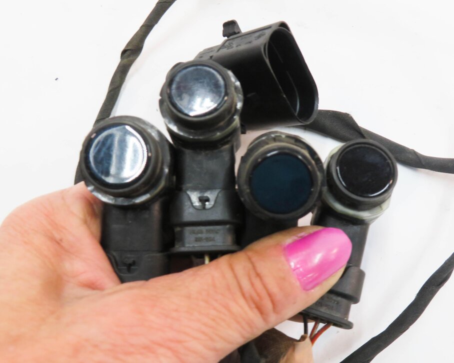 Thumbnail 8: 2011 AUDI A8 (D4 4H) REAR PDC PARK DISTANCE SENSOR SET w/ HARNESS (BLACK PEARL)