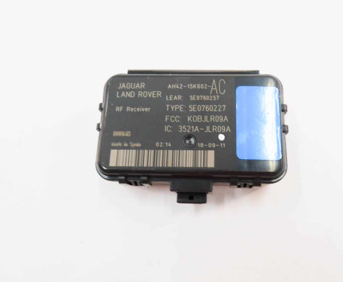 Thumbnail 2: 10-13 RANGE ROVER SPORT / 14-15 LAND ROVER LR2 - KEYLESS ENTRY RECEIVER MODULE