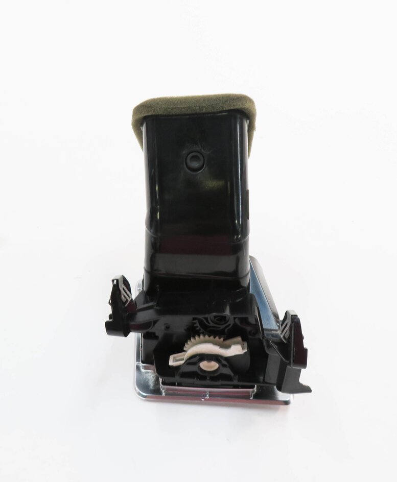 Thumbnail 6: 2012 RANGE ROVER SPORT (L320) RIGHT PASSENGER OUTER DASH HEATER A/C AIR VENT