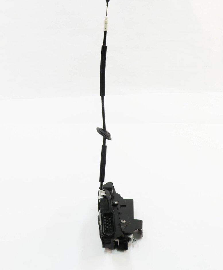 Thumbnail 2: 2010-2019 RANGE ROVER SPORT (L320) EVOQUE LR4 LEFT FRONT PASSIVE DOOR LATCH