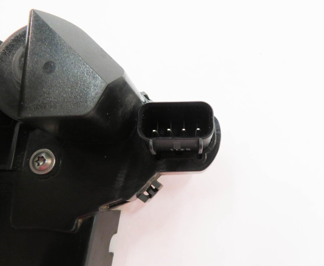Thumbnail 6: 2010-2019 RANGE ROVER SPORT (L320) EVOQUE LR4 LEFT FRONT PASSIVE DOOR LATCH