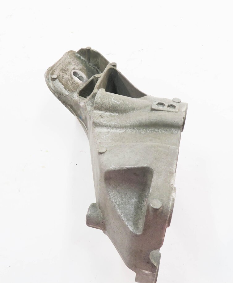 Thumbnail 6: 2012 RANGE ROVER SPORT (L320) 5.0L AJ133 V8 MOTOR - ENGINE MOUNT BRACKET SET-2