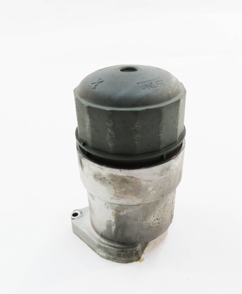 Thumbnail 2: 2012 RANGE ROVER SPORT (L320) 5.0L AJ133 V8 ENGINE - OIL FILTER HOUSING
